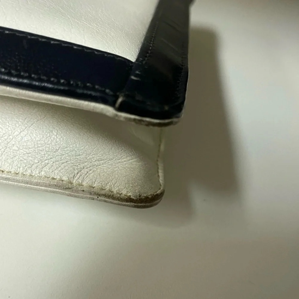 Susan Gail -Vintage White clutch with dark navy blue trim